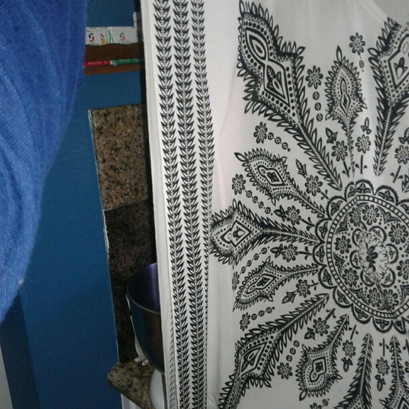 Tunic blouse - Picture 2 of 3